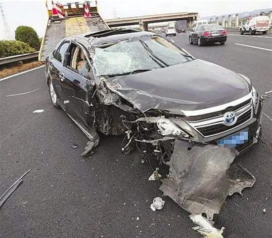 事故車報廢